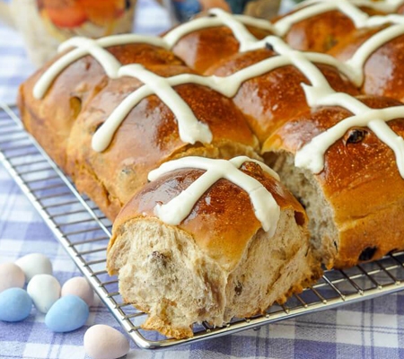 hot cross bun